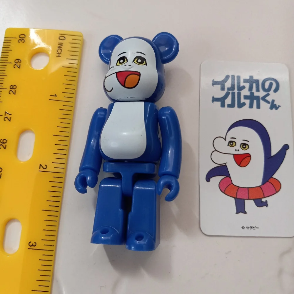 Medicom Toy Bearbrick Series 35 Artist Dolphin Kun 100% Figure